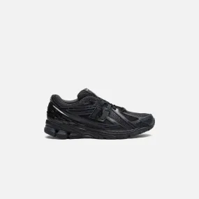 CDG Homme x New Balance 1906 - Black / Black