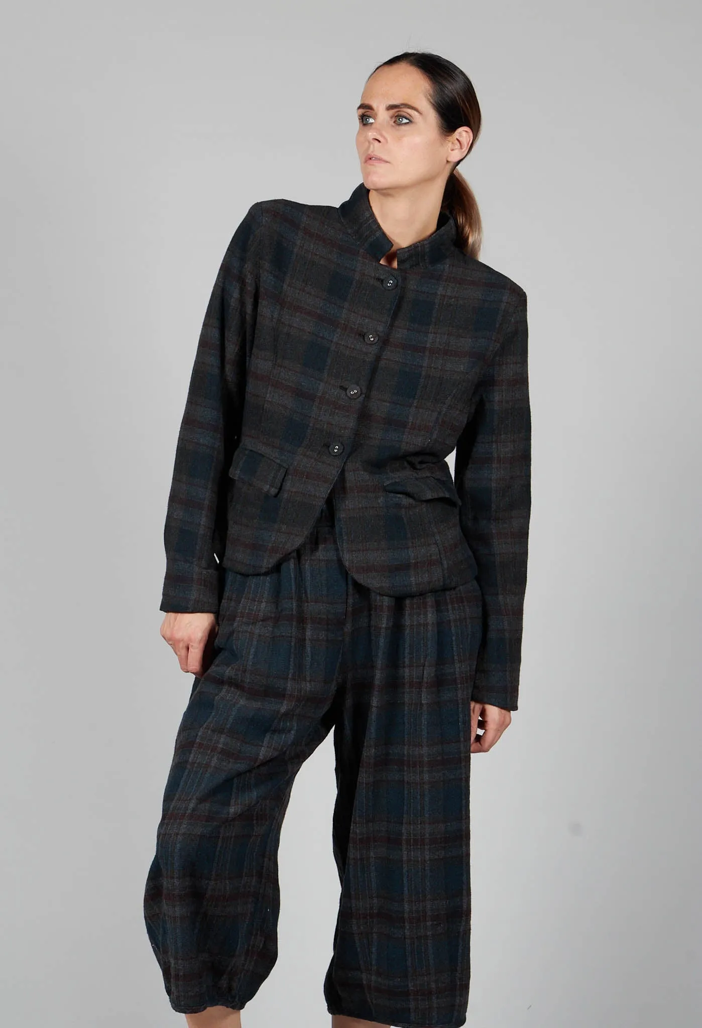 Cotton Plaid Cropped Jacket in Black