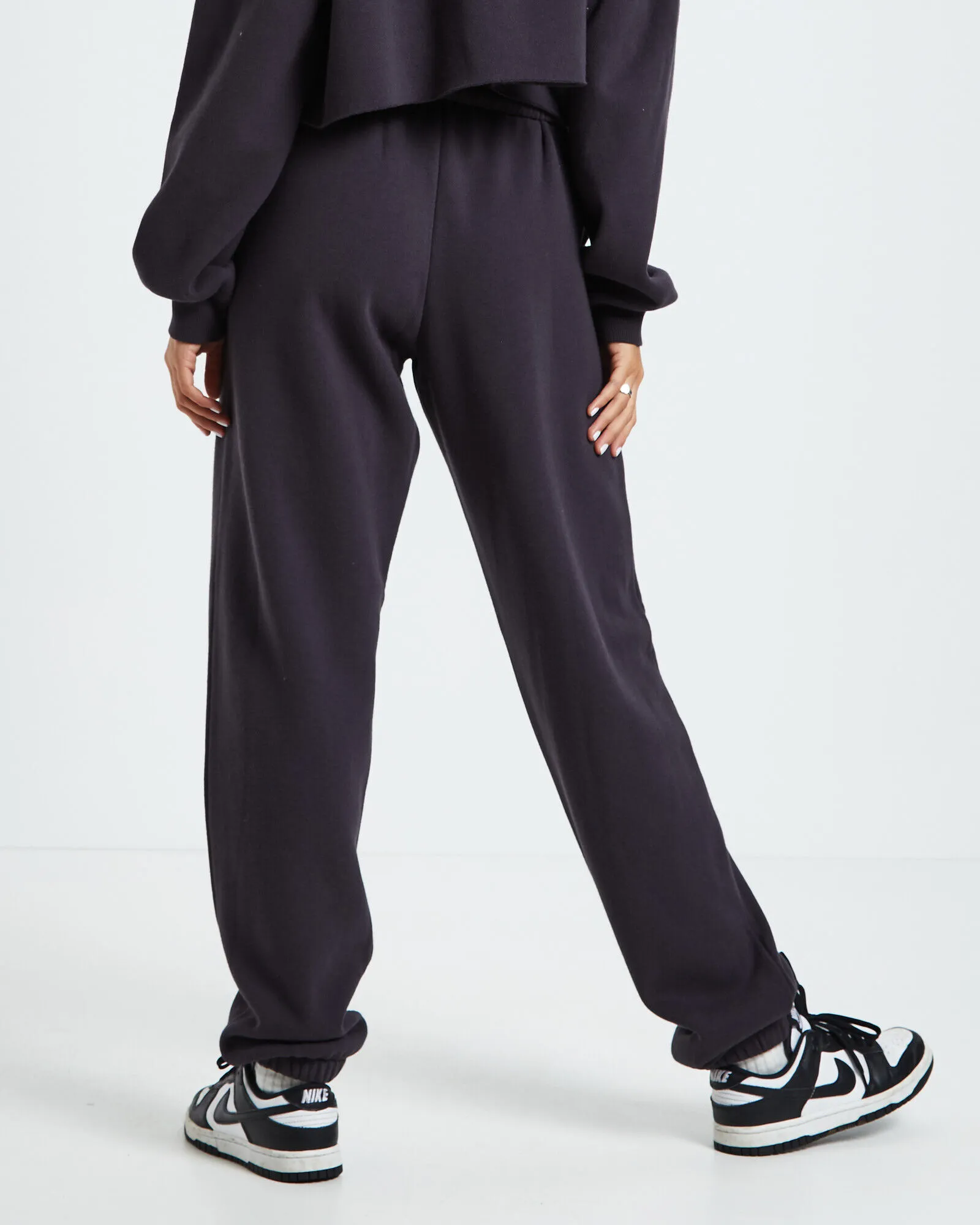 GP Co. Basics Relaxed Fleece Joggers Washed Black