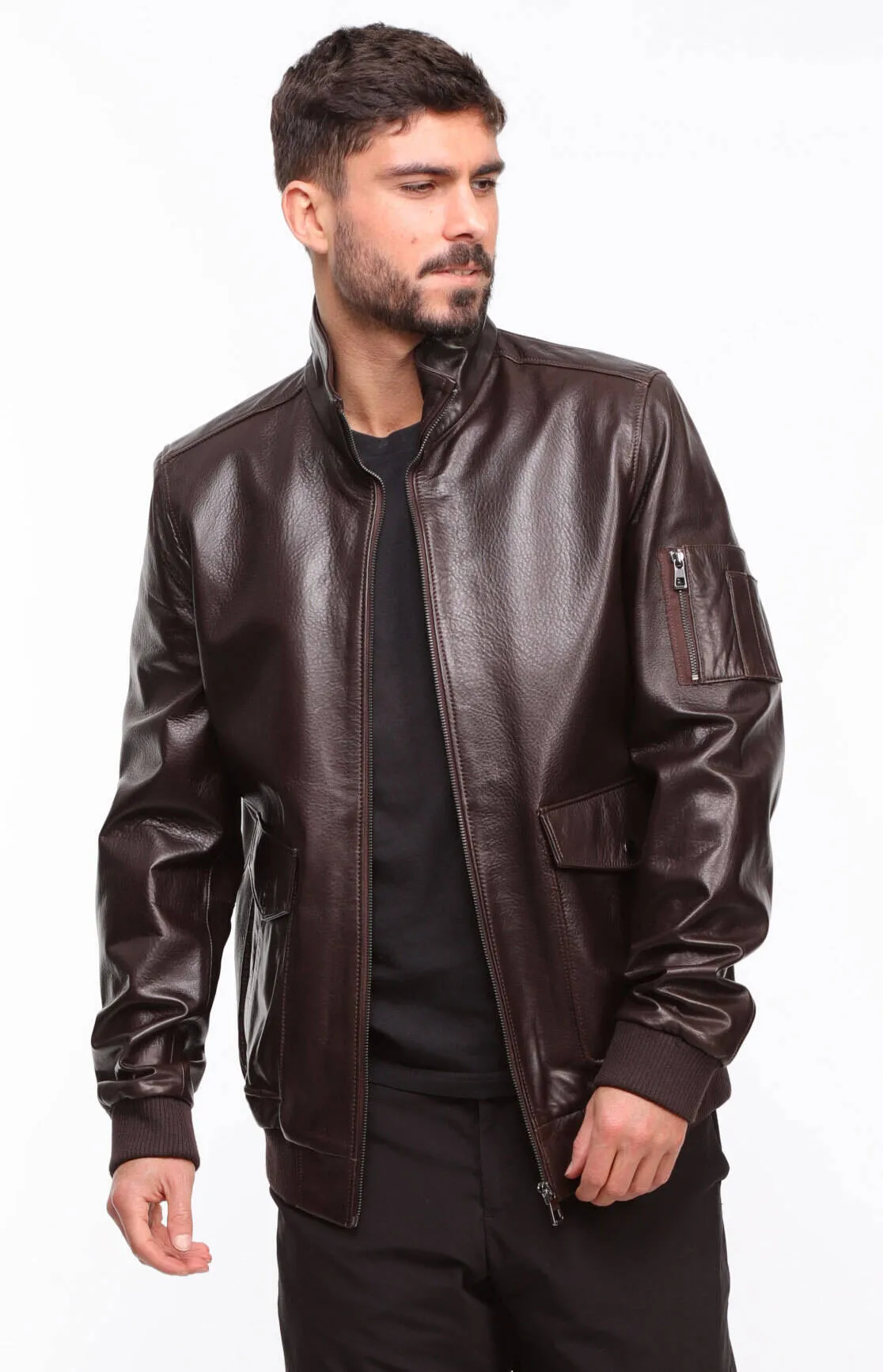 Men's brown leather jacket in \movy\ pilot style