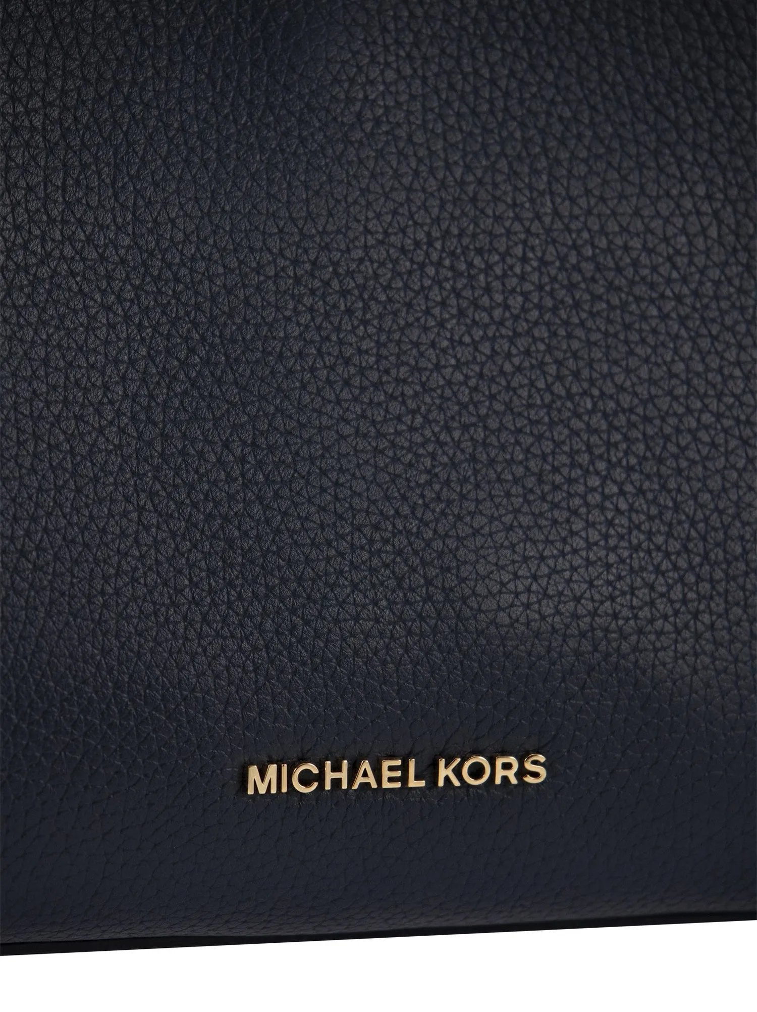 Michael Kors    Michael Kors Grained Leather Shoulder Bag