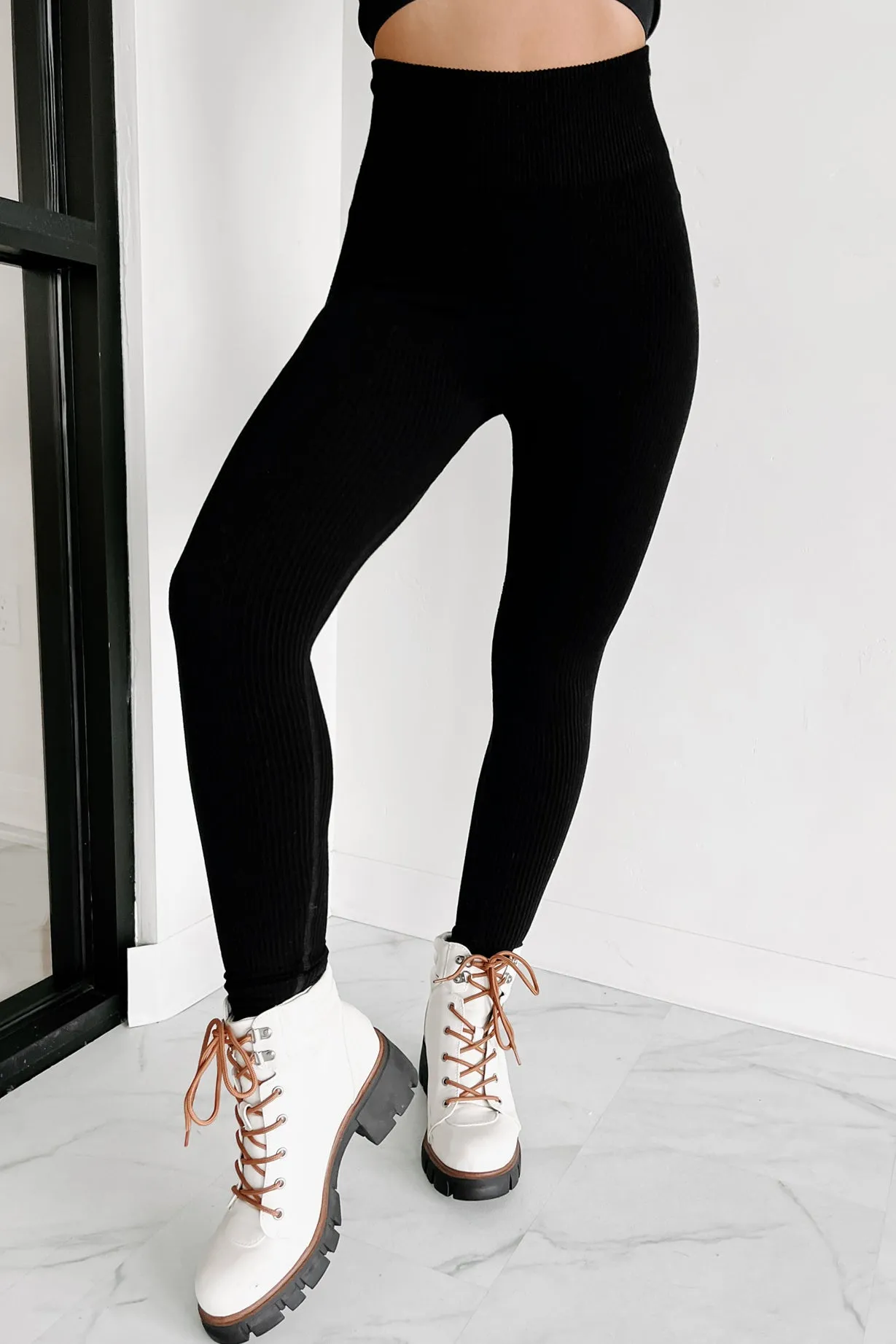 Starting Strong Seamless Ribbed Leggings (Black)