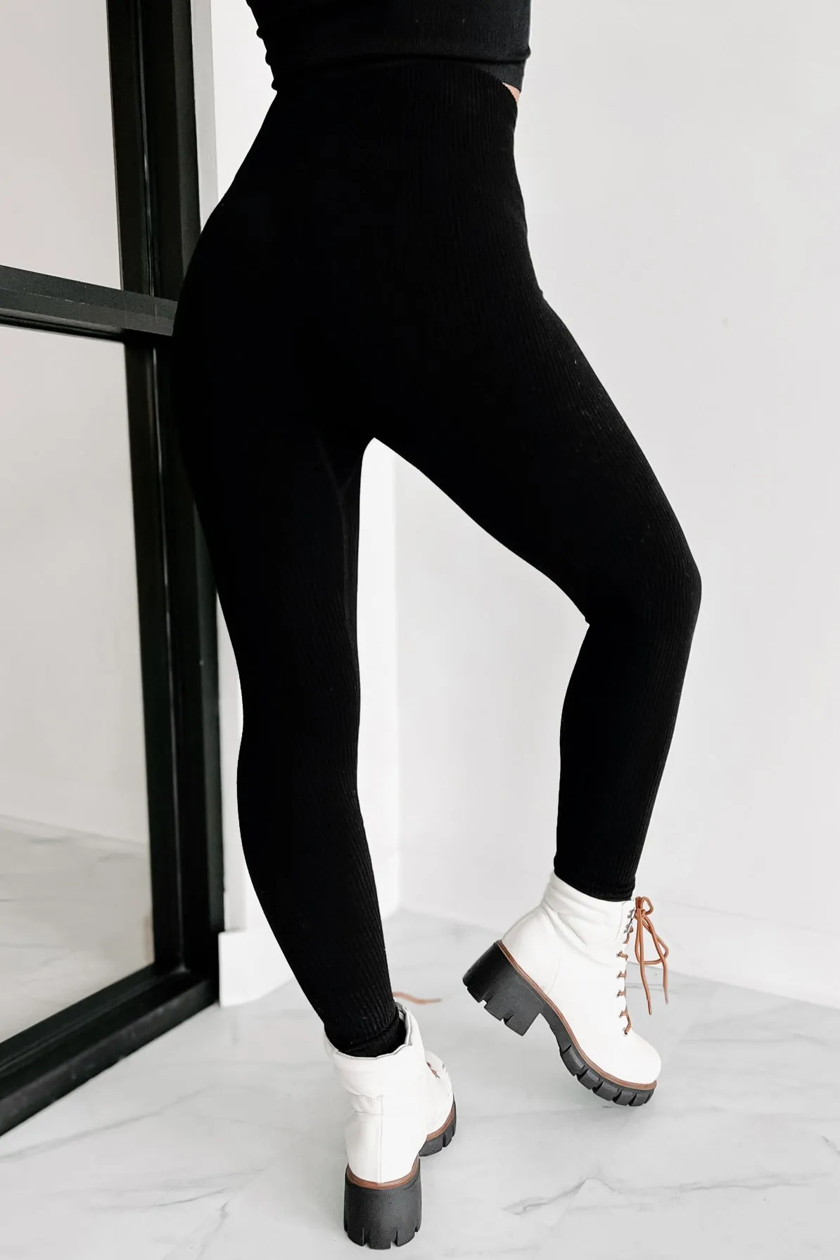 Starting Strong Seamless Ribbed Leggings (Black)