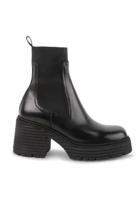 Steve Madden Genyva Boot