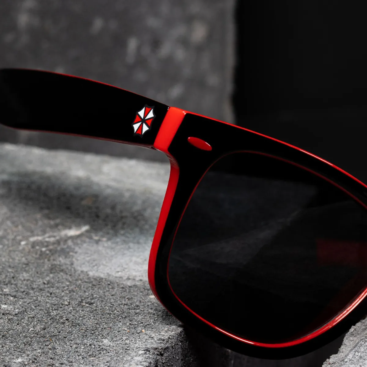 sunglasses Resident Evil - Umbrella Corporation - NUM-RE-U-SG  -  Metal-shop