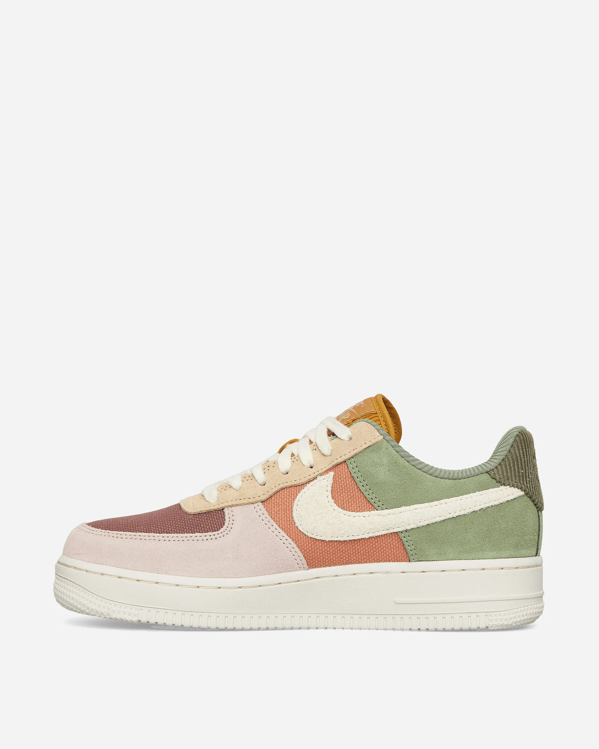 WMNS Air Force 1 '07 LX Sneakers Oil Green / Pale Ivory